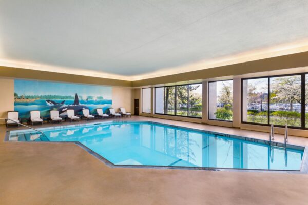 yvrwi-swimming-pool-3922_Classic-Hor